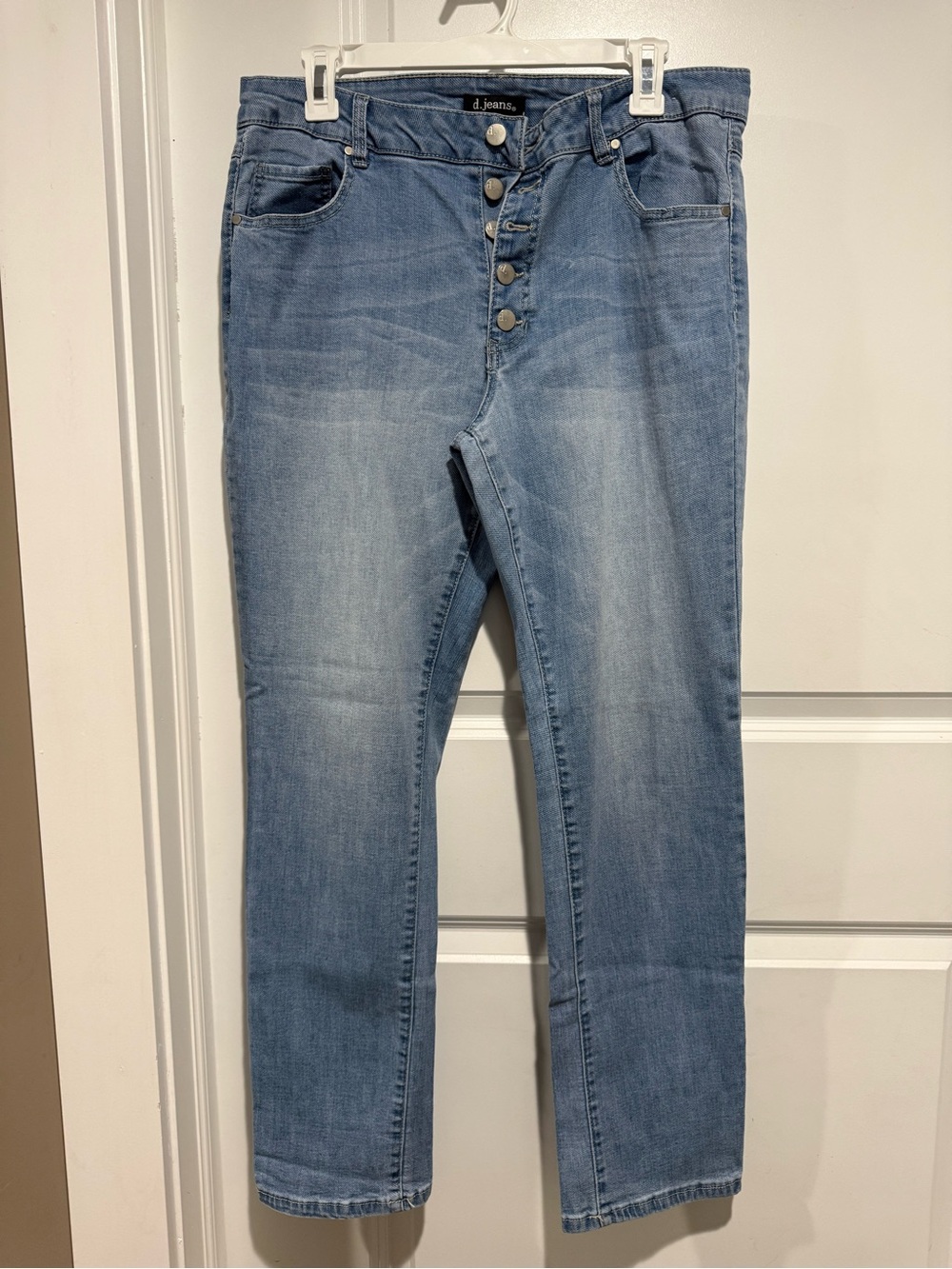 d. jeans Light Wash High-Rise Button-Fly Skinny Jeans